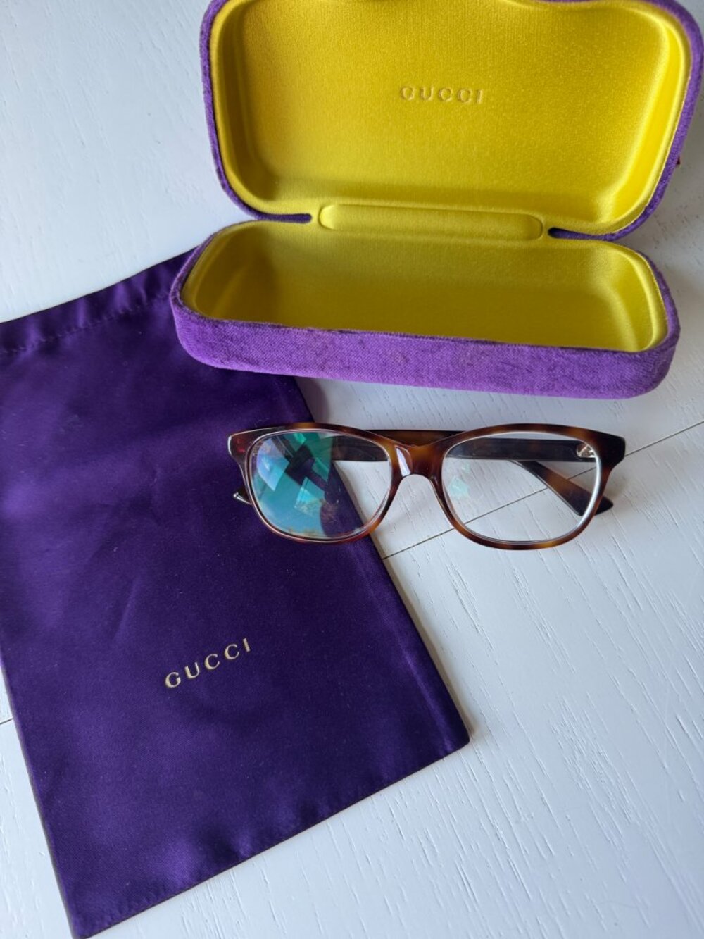 Gucci Eyeglasses Frame - Picture 3 of 4